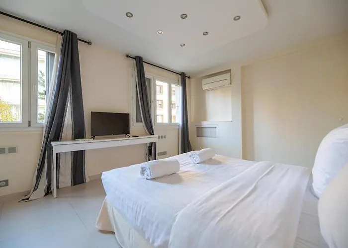 Spacious 3Br Villette Canal Saint Martin